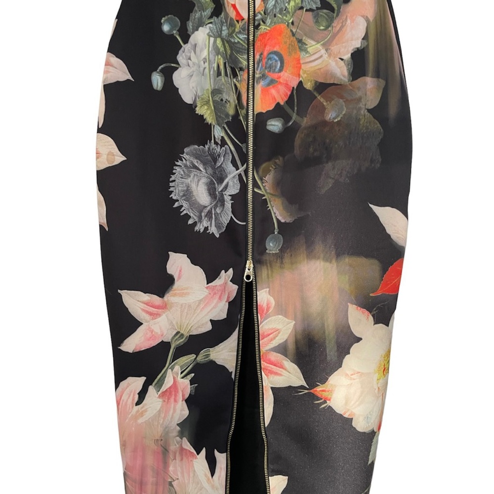 Ted Baker London, Black Floral Cocktail Dress, Size 0 - Picture 4 of 9